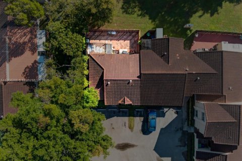 Villa ou maison à vendre à Hialeah, Floride: 2 chambres, 86.58 m2 № 1964003 - photo 22