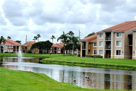Condominio en venta en Lake Worth, Florida, 2 dormitorios, 102.66 m2 № 2012044 - foto 10