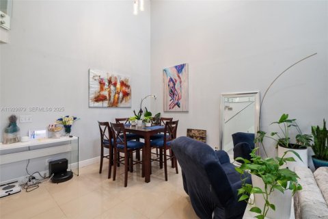 Touwnhouse à vendre à Tamarac, Floride: 3 chambres, 165.74 m2 № 1988840 - photo 7