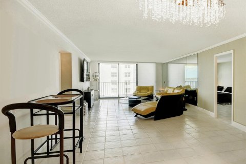 Condominio en venta en Palm Beach, Florida, 2 dormitorios, 130.53 m2 № 2146101 - foto 7