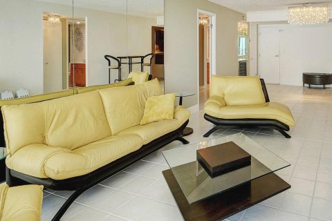 Condominio en venta en Palm Beach, Florida, 2 dormitorios, 130.53 m2 № 2146101 - foto 4