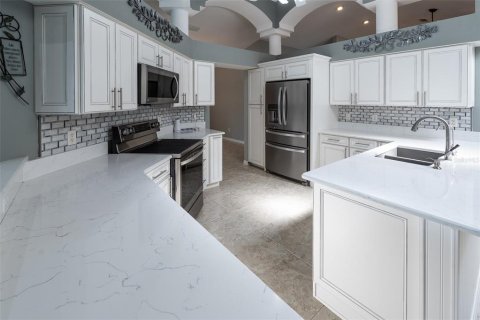 Villa ou maison à vendre à Ocala, Floride: 4 chambres, 228.45 m2 № 2424073 - photo 19