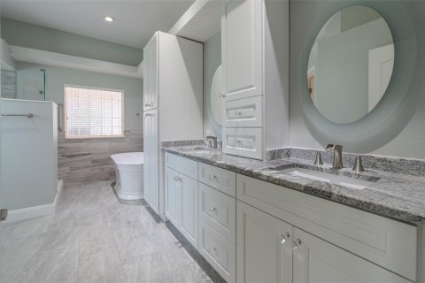 Villa ou maison à vendre à Ocala, Floride: 4 chambres, 228.45 m2 № 2424073 - photo 8