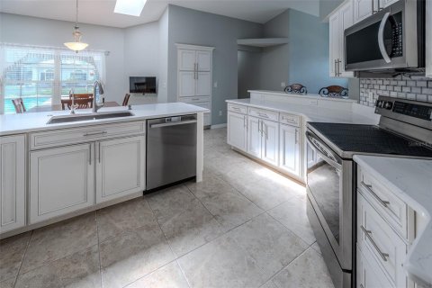 Villa ou maison à vendre à Ocala, Floride: 4 chambres, 228.45 m2 № 2424073 - photo 6