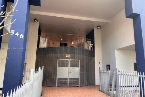 Condominio en venta en Miami, Florida, 1 dormitorio, 56.21 m2 № 2034144 - foto 11