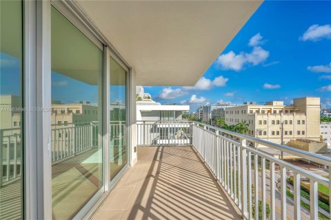 Copropriété à louer à Bay Harbor Islands, Floride: 1 chambre, 92.9 m2 № 2008255 - photo 17