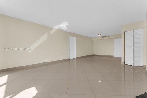 Copropriété à vendre à Aventura, Floride: 2 chambres, 98.66 m2 № 2010879 - photo 8