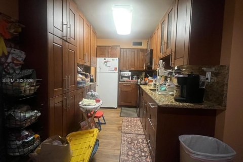 Copropriété à vendre à North Miami Beach, Floride: 2 chambres, 94.02 m2 № 2042102 - photo 3