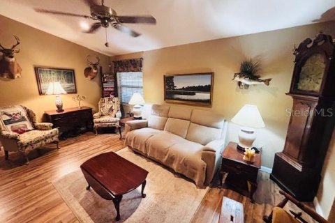 House in Zephyrhills, Florida 3 bedrooms, 130.9 sq.m. № 1850313 - photo 5