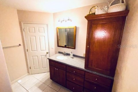 House in Zephyrhills, Florida 3 bedrooms, 130.9 sq.m. № 1850313 - photo 25