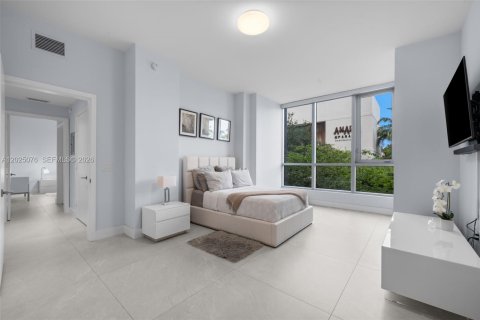 Condominio en venta en Miami, Florida, 3 dormitorios, 309.92 m2 № 2244356 - foto 6