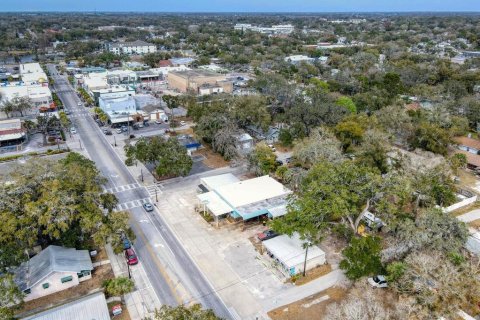 Commercial property in New Port Richey, Florida 430.69 sq.m. № 2211794 - photo 10