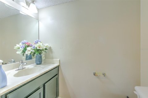 House in Spring Hill, Florida 4 bedrooms, 206.43 sq.m. № 1717679 - photo 21