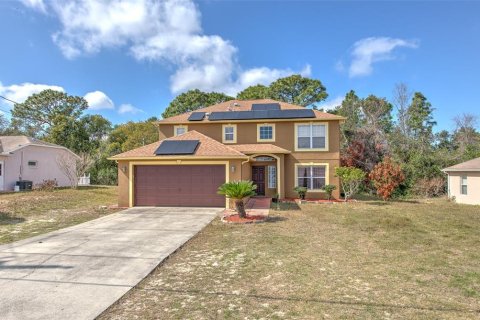 House in Spring Hill, Florida 4 bedrooms, 206.43 sq.m. № 1717679 - photo 1