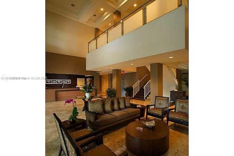 Condo in Doral, Florida  № 2082364 - photo 4