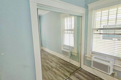 Apartment in Tampa, Florida 332.22 sq.m. № 2150904 - photo 8