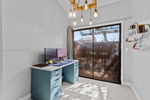 Купить таунхаус в Дейви, Флорида 2 спальни, 123.19м2, № 2040941 - фото 25