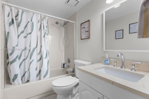 Купить таунхаус в Дейви, Флорида 2 спальни, 123.19м2, № 2040941 - фото 21