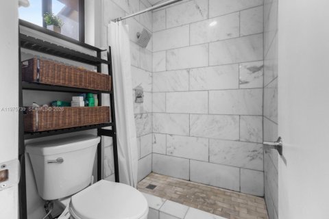 Купить таунхаус в Дейви, Флорида 2 спальни, 123.19м2, № 2040941 - фото 18