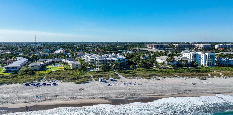 Condominio en Delray Beach, Florida, 4 dormitorios  № 1054634