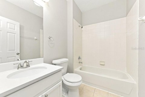 Touwnhouse à louer à Orlando, Floride: 3 chambres, 148.36 m2 № 2386779 - photo 15