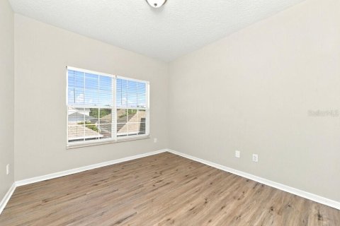 Touwnhouse à louer à Orlando, Floride: 3 chambres, 148.36 m2 № 2386779 - photo 13
