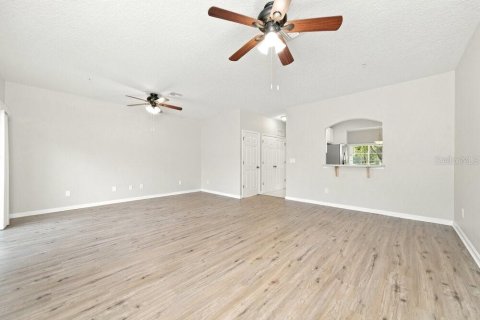 Touwnhouse à louer à Orlando, Floride: 3 chambres, 148.36 m2 № 2386779 - photo 5