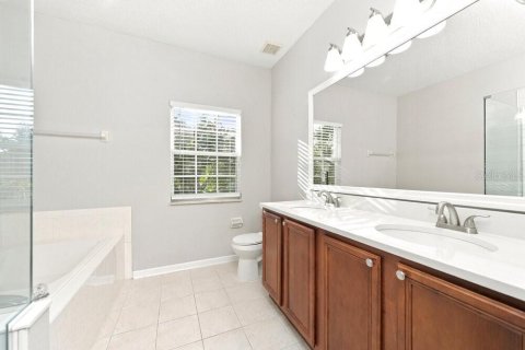 Touwnhouse à louer à Orlando, Floride: 3 chambres, 148.36 m2 № 2386779 - photo 12