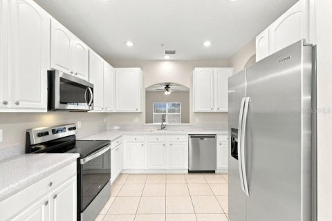 Touwnhouse à louer à Orlando, Floride: 3 chambres, 148.36 m2 № 2386779 - photo 8