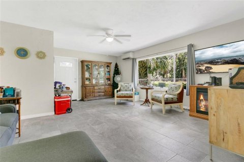 House in Daytona Beach, Florida 3 bedrooms, 120.77 sq.m. № 1802859 - photo 11