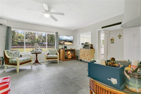 House in Daytona Beach, Florida 3 bedrooms, 120.77 sq.m. № 1802859 - photo 10