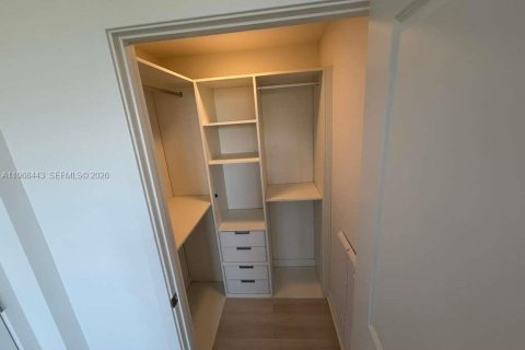 Condominio en alquiler en Orlando, Florida, 2 dormitorios, 95.04 m2 № 2041389 - foto 10