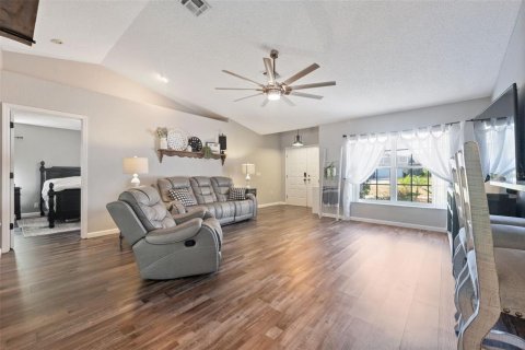 Villa ou maison à vendre à Spring Hill, Floride: 3 chambres, 161.09 m2 № 1914626 - photo 7