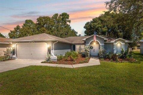 Villa ou maison à vendre à Spring Hill, Floride: 3 chambres, 161.09 m2 № 1914626 - photo 1