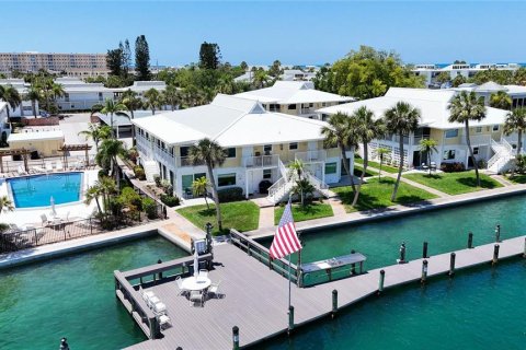 Condo in Venice, Florida, 2 bedrooms  № 1829782 - photo 27