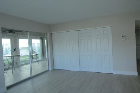 Condo in Venice, Florida, 2 bedrooms  № 1829782 - photo 8