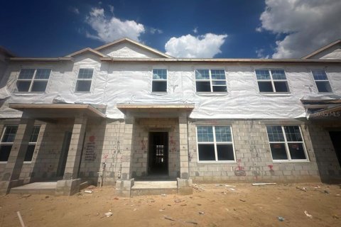 Townhouse in Winter Garden, Florida 3 bedrooms, 157.1 sq.m. № 1822922 - photo 1