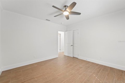 Casa en venta en Tampa, Florida, 4 dormitorios, 242.29 m2 № 1792773 - foto 20
