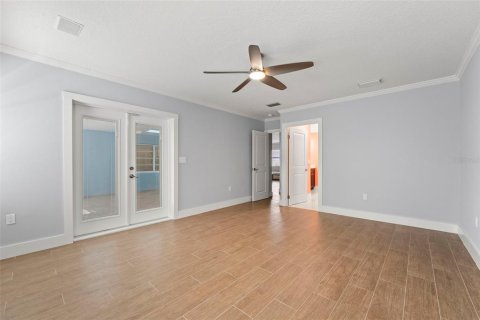 Casa en venta en Tampa, Florida, 4 dormitorios, 242.29 m2 № 1792773 - foto 23