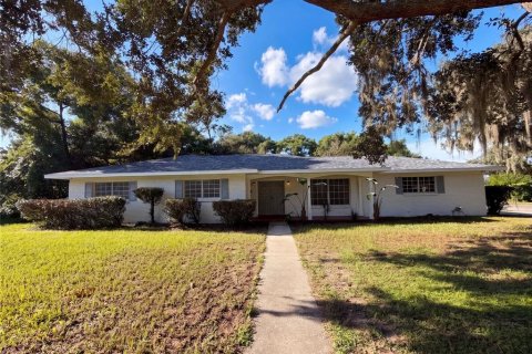 House in Brandon, Florida 3 bedrooms, 122.82 sq.m. № 2354889 - photo 28