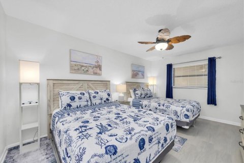 Copropriété à vendre à Madeira Beach, Floride: 3 chambres, 133.78 m2 № 2354292 - photo 25