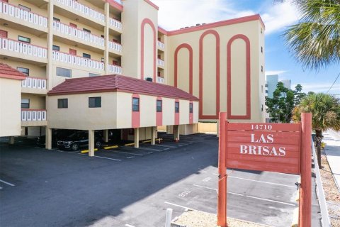 Copropriété à vendre à Madeira Beach, Floride: 3 chambres, 133.78 m2 № 2354292 - photo 2