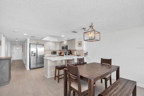 Copropriété à vendre à Madeira Beach, Floride: 3 chambres, 133.78 m2 № 2354292 - photo 17