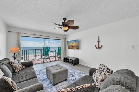 Copropriété à vendre à Madeira Beach, Floride: 3 chambres, 133.78 m2 № 2354292 - photo 8