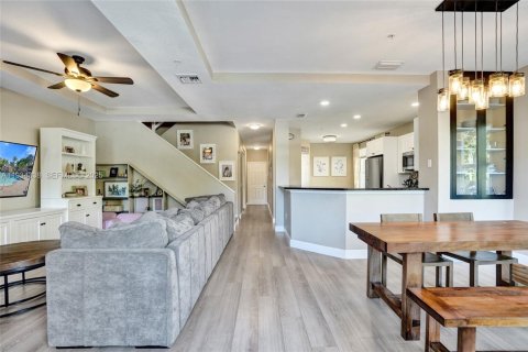 Купить таунхаус в Коконат Крик, Флорида 3 комнаты, 168.06м2, № 1993487 - фото 5