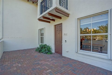 Купить таунхаус в Коконат Крик, Флорида 3 комнаты, 168.06м2, № 1993487 - фото 3