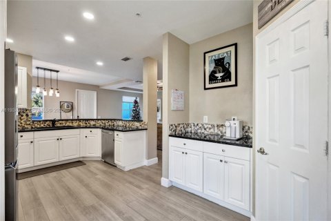 Купить таунхаус в Коконат Крик, Флорида 3 комнаты, 168.06м2, № 1993487 - фото 17