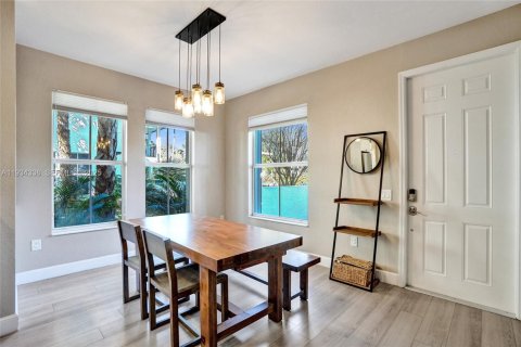 Купить таунхаус в Коконат Крик, Флорида 3 комнаты, 168.06м2, № 1993487 - фото 11