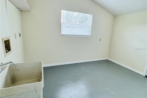 House in Sarasota, Florida 3 bedrooms, 126.63 sq.m. № 1912519 - photo 21
