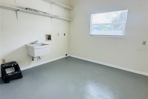 House in Sarasota, Florida 3 bedrooms, 126.63 sq.m. № 1912519 - photo 22